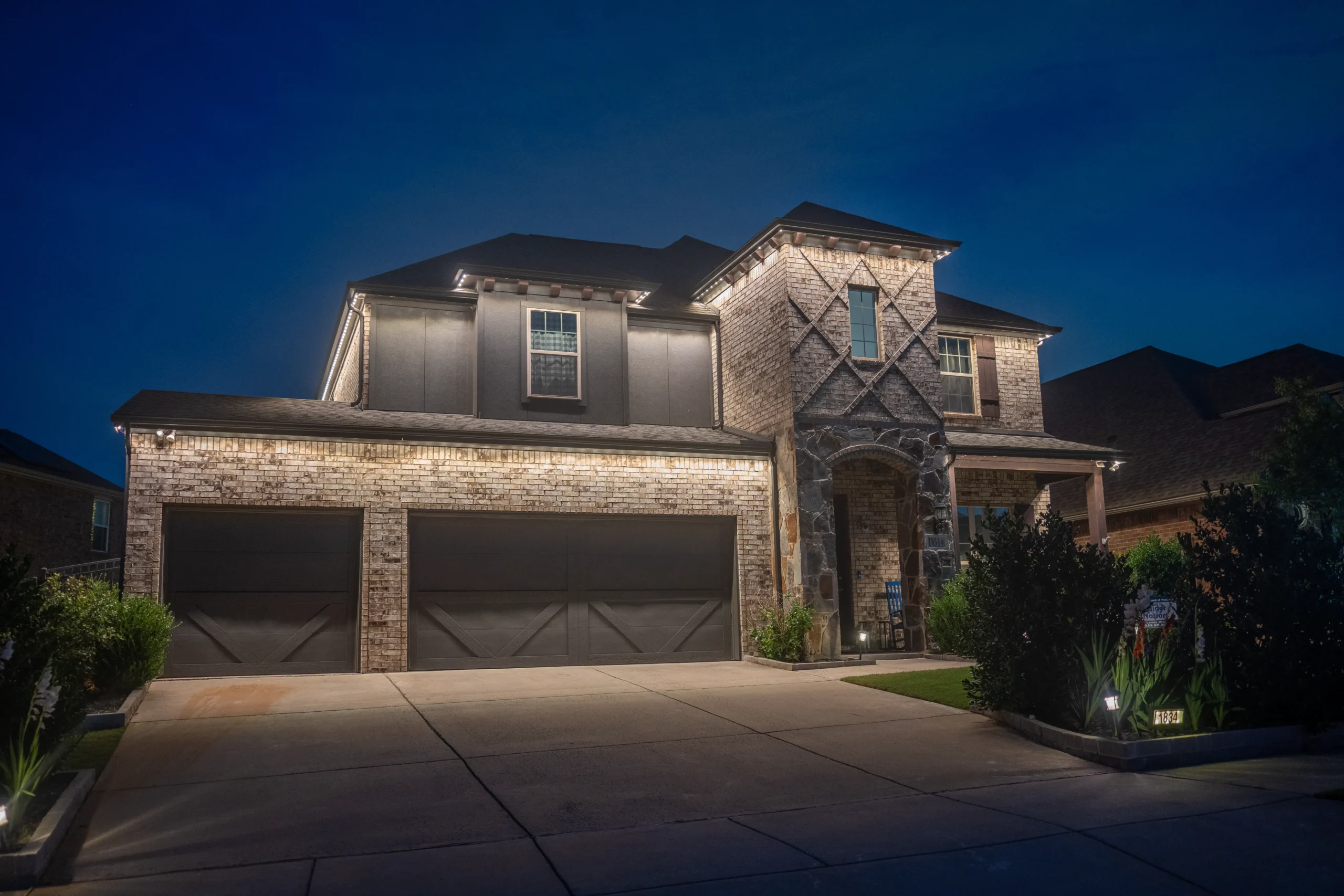 Elegant accent lighting installation